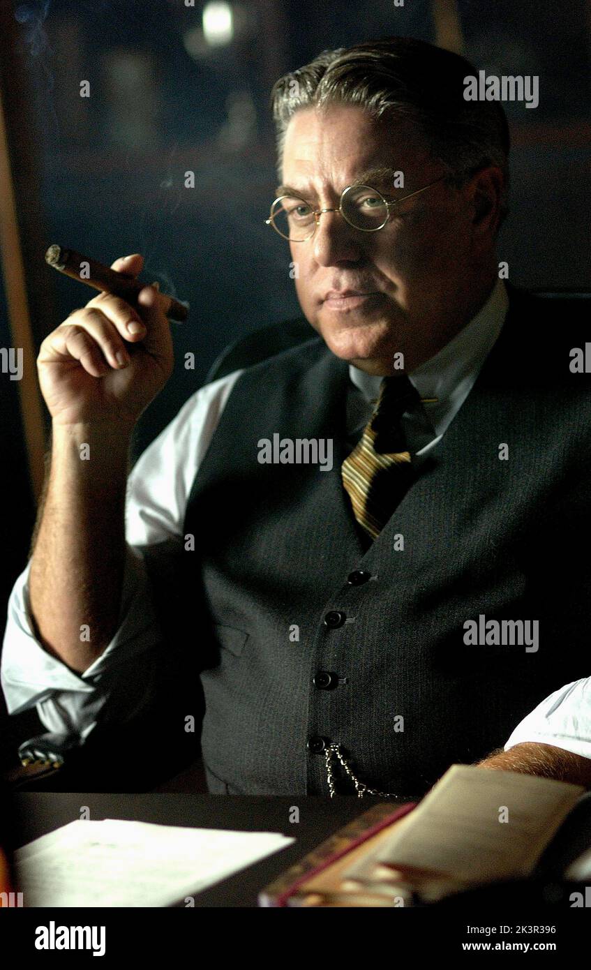 Bruce Mcgill Film: Cinderella Man (USA 2005) Characters: Jimmy Johnston  Director: Ron Howard 23 May 2005 **WARNING** This Photograph is for  editorial use only and is the copyright of UNIVERSAL PICTURES and/or