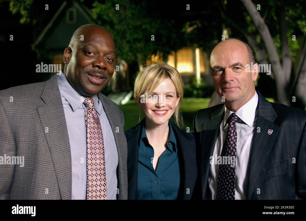 Thom Barry, Kathryn Morris & John Finn Television: Cold Case : Season 3 (2005) Characters: Will Jeffries,Lilly Rush & John Stillman  25 September 2005   **WARNING** This Photograph is for editorial use only and is the copyright of CBS TELEVISION and/or the Photographer assigned by the Film or Production Company and can only be reproduced by publications in conjunction with the promotion of the above Film. A Mandatory Credit To CBS TELEVISION is required. The Photographer should also be credited when known. No commercial use can be granted without written authority from the Film Company. Stock Photo