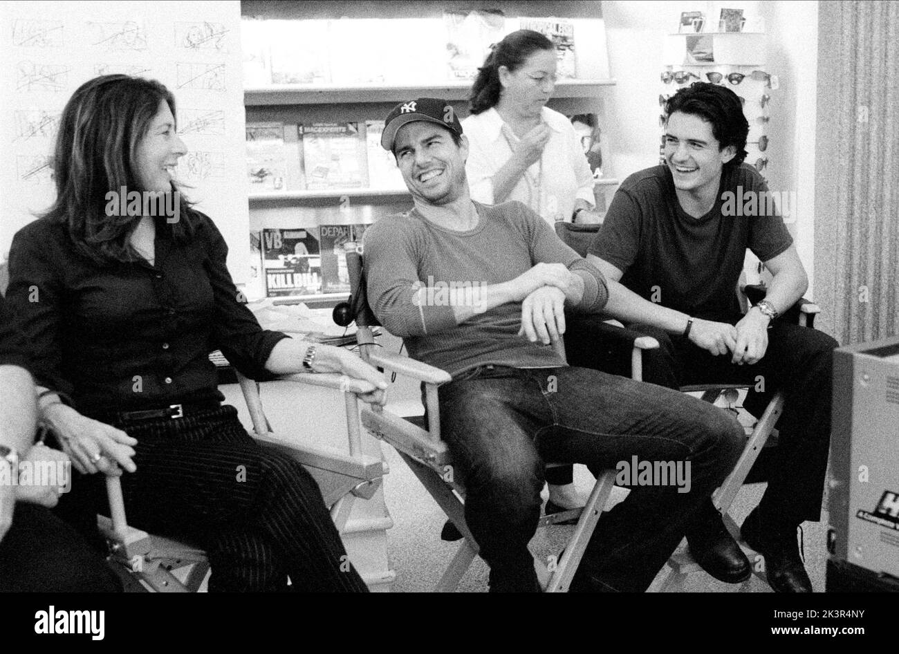 Paula Wagner, Tom Cruise & Orlando Bloom Film: Elizabethtown (USA 2005)   Director: Cameron Crowe 04 September 2005   **WARNING** This Photograph is for editorial use only and is the copyright of PARAMOUNT and/or the Photographer assigned by the Film or Production Company and can only be reproduced by publications in conjunction with the promotion of the above Film. A Mandatory Credit To PARAMOUNT is required. The Photographer should also be credited when known. No commercial use can be granted without written authority from the Film Company. Stock Photo