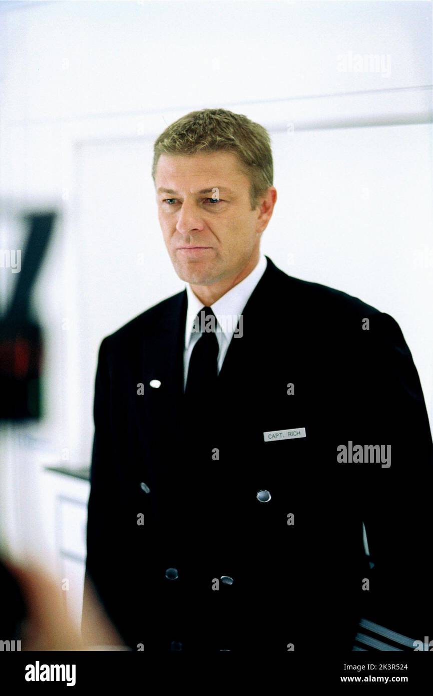 Flight plan sean bean 2005 hires stock photography and images Alamy