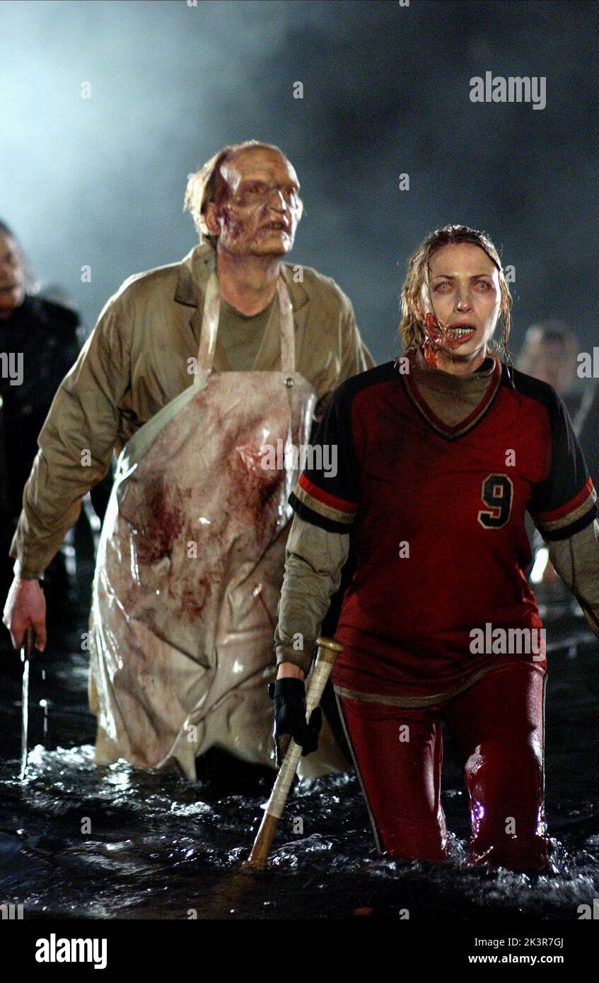 Boyd Banks & Jennifer Baxter Film: Land Of The Dead (USA/CAN/FR 2005) Characters: Butcher & Number 9  Director: George A. Romero 18 June 2005   **WARNING** This Photograph is for editorial use only and is the copyright of UNIVERSAL PICTURES and/or the Photographer assigned by the Film or Production Company and can only be reproduced by publications in conjunction with the promotion of the above Film. A Mandatory Credit To UNIVERSAL PICTURES is required. The Photographer should also be credited when known. No commercial use can be granted without written authority from the Film Company. Stock Photo
