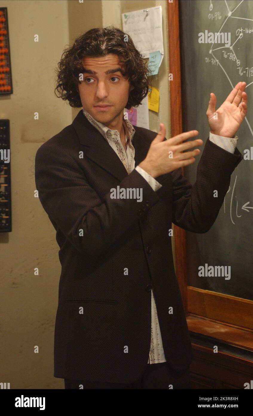 David Krumholtz Television: Numb3rs; Numbers (TV-Serie) Characters: Charlie Eppes  Usa 2005-2010, / 2. Staffel, Season 2 / Episode 2.01: "Judgment Call" 23 September 2005   **WARNING** This Photograph is for editorial use only and is the copyright of CBS and/or the Photographer assigned by the Film or Production Company and can only be reproduced by publications in conjunction with the promotion of the above Film. A Mandatory Credit To CBS is required. The Photographer should also be credited when known. No commercial use can be granted without written authority from the Film Company. Stock Photo