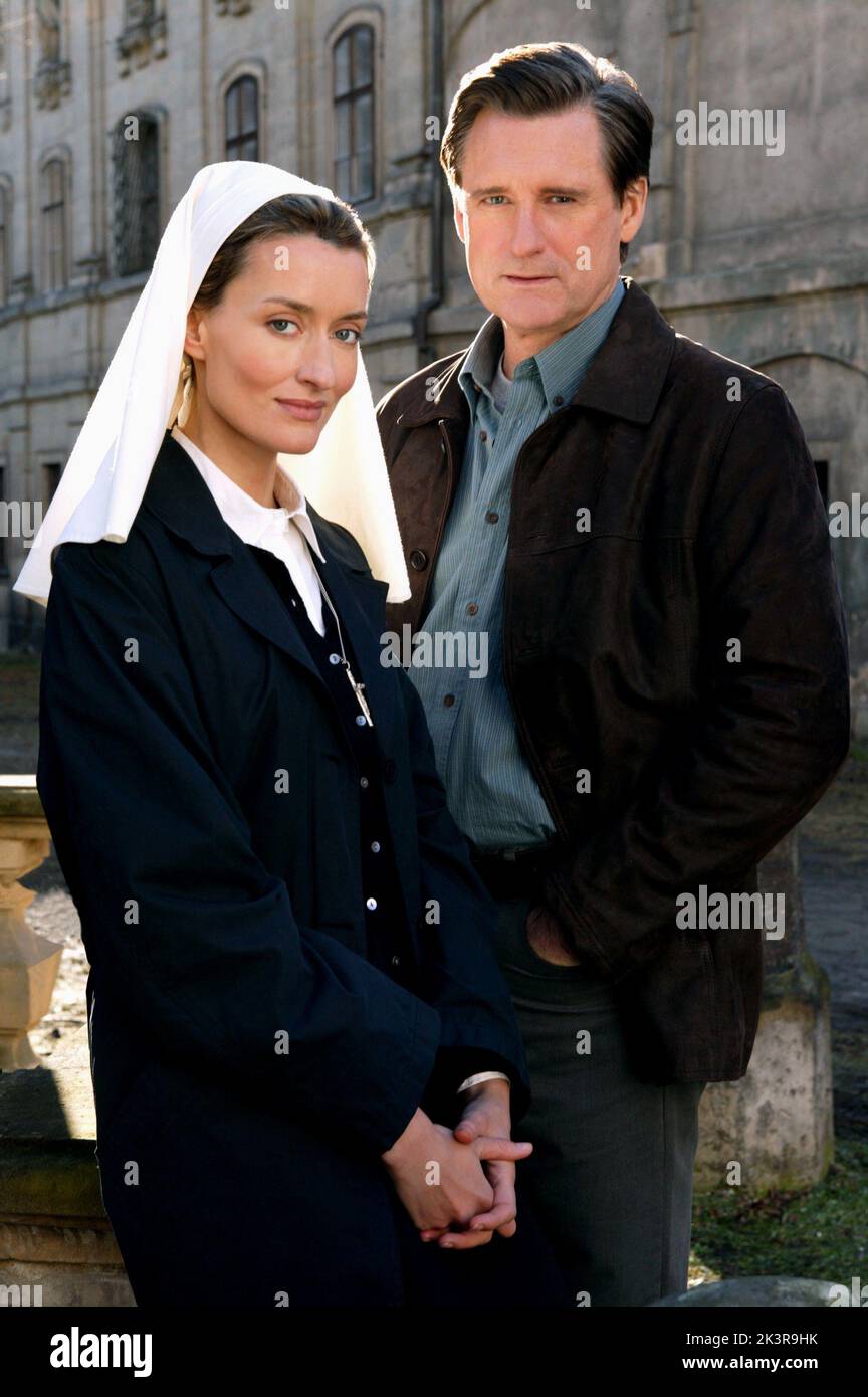 Natascha mcelhone bill pullman revelations hi-res stock photography and  images - Alamy