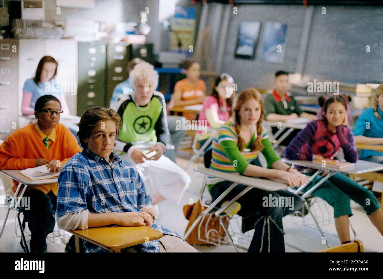 Dee-Jay Daniels, Michael Angarano, Nicholas Braun, Danielle Panabaker & Kelly Vitz Film: Sky High (USA 2005) Characters: ,Will Stronghold,Zach,Layla Williams & Magenta  Director: Mike Mitchell 24 July 2005   **WARNING** This Photograph is for editorial use only and is the copyright of WALT DISNEY PICTURES and/or the Photographer assigned by the Film or Production Company and can only be reproduced by publications in conjunction with the promotion of the above Film. A Mandatory Credit To WALT DISNEY PICTURES is required. The Photographer should also be credited when known. No commercial use can Stock Photo