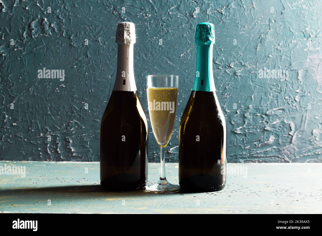 Acrylic Bottle with Acrylic Champagne Glasses - 2 Varieties main image 0
