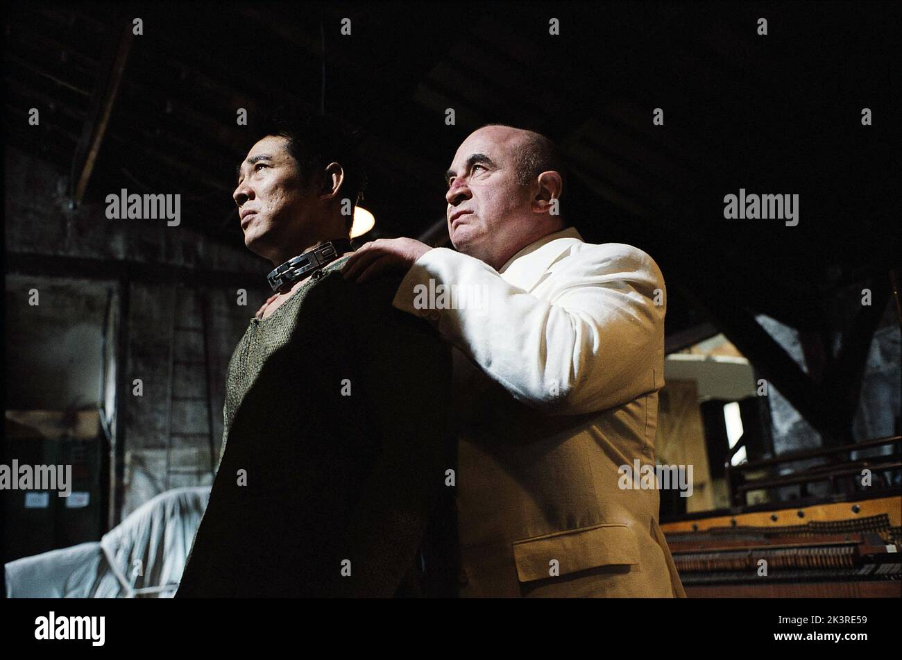 Jet Li & Bob Hoskins Film: Unleashed ; Danny The Dog (2005)   Director: Louis Leterrier 02 February 2005   **WARNING** This Photograph is for editorial use only and is the copyright of CANAL+ and/or the Photographer assigned by the Film or Production Company and can only be reproduced by publications in conjunction with the promotion of the above Film. A Mandatory Credit To CANAL+ is required. The Photographer should also be credited when known. No commercial use can be granted without written authority from the Film Company. Stock Photo