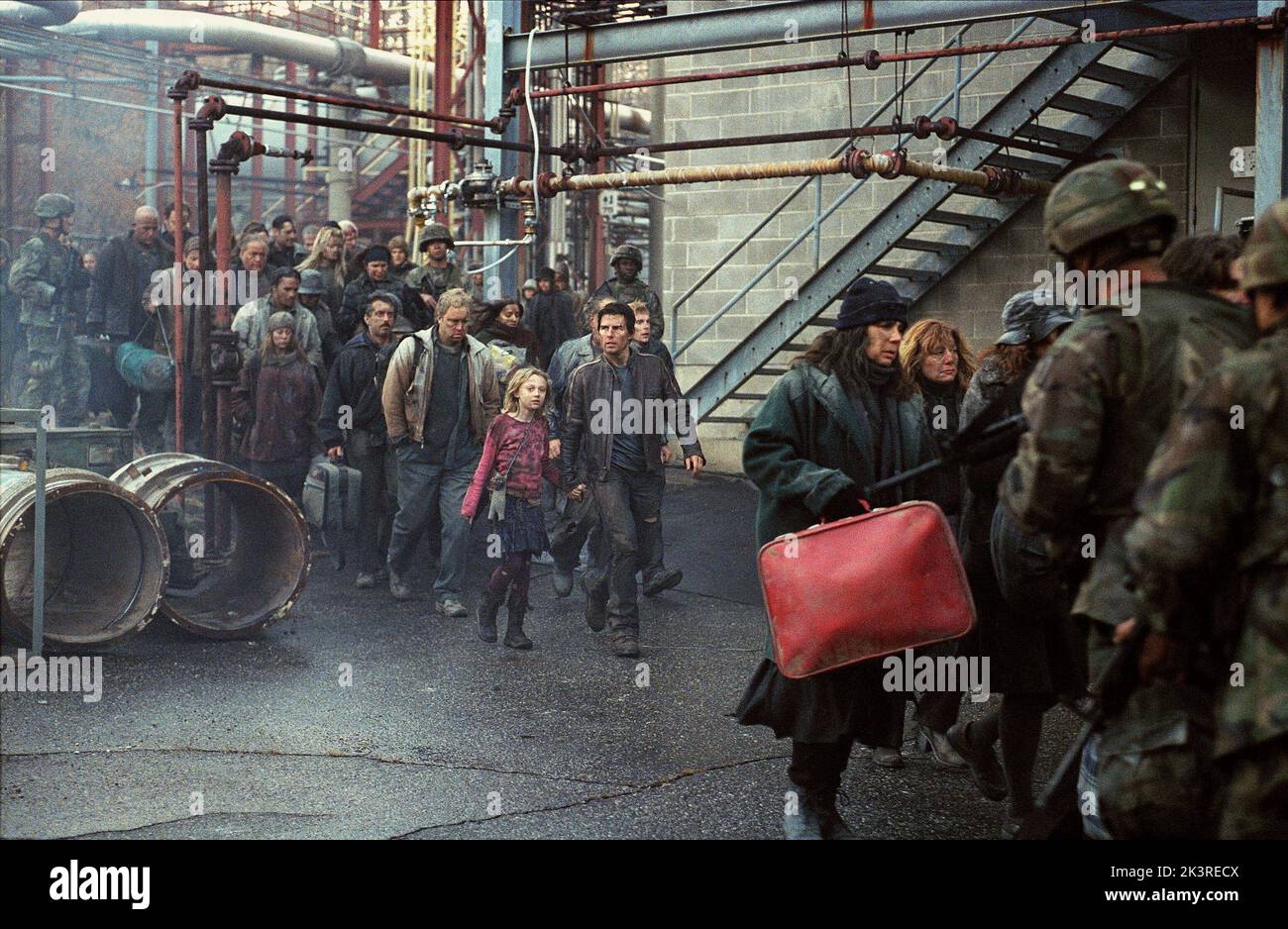 Ray Ferrier Dakota Fanning & Tom Cruise Film: War Of The Worlds (USA 2005 ...