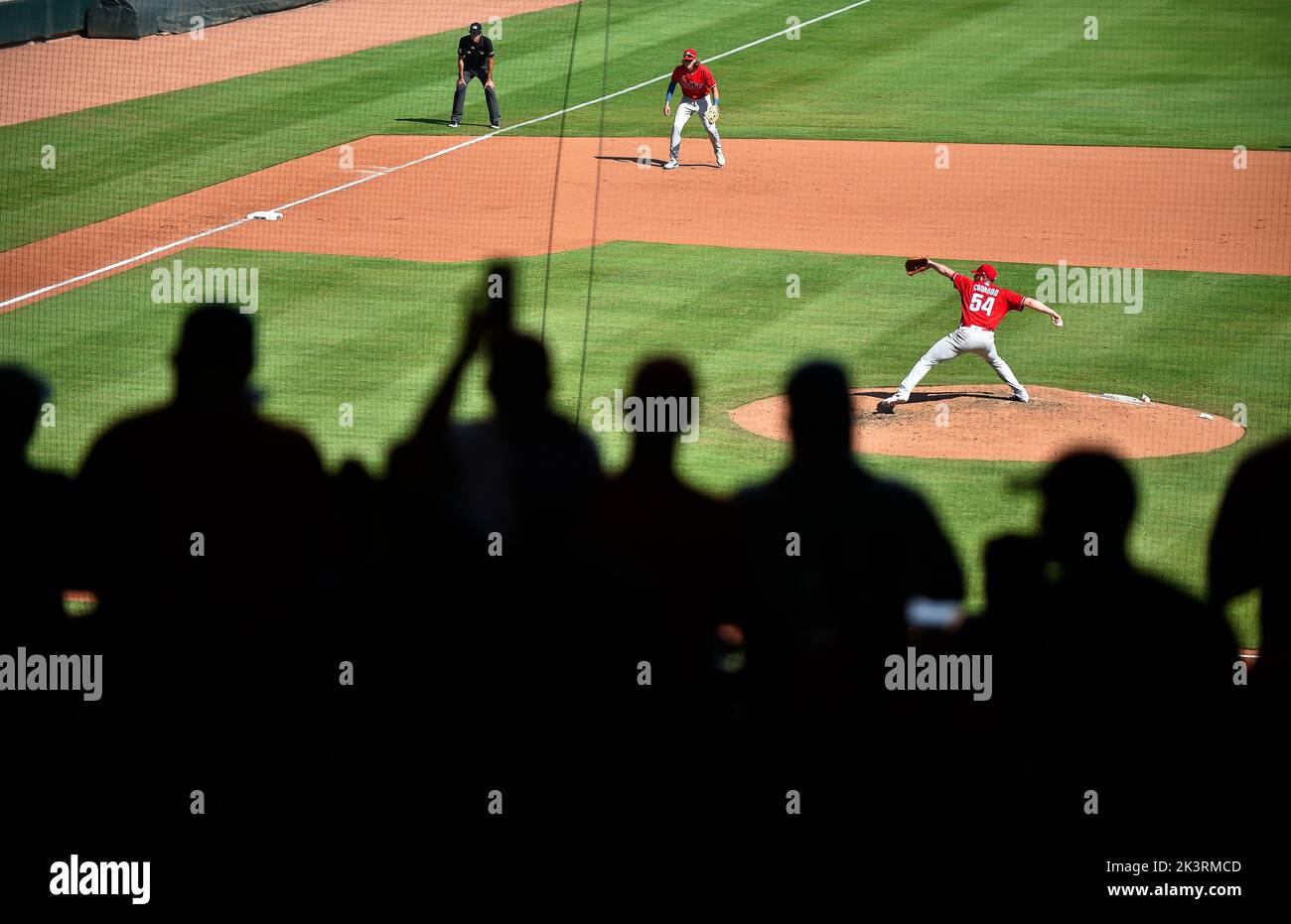Atlanta, GA, USA. 18th Sep, 2022. Philadelphia Phillies pitcher Sam Coonrod delivers a pitch during the sixth inning of a MLB game against the Atlanta Braves at Truist Park in Atlanta, GA. Austin McAfee/CSM/Alamy Live News Stock Photo