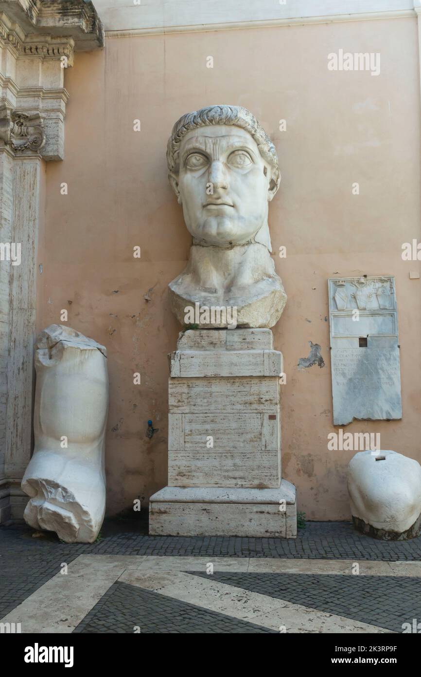 Capitoline Museums, Courtyard of Palazzo dei Conservatori, Rome - Bust of Constantine Stock Photo