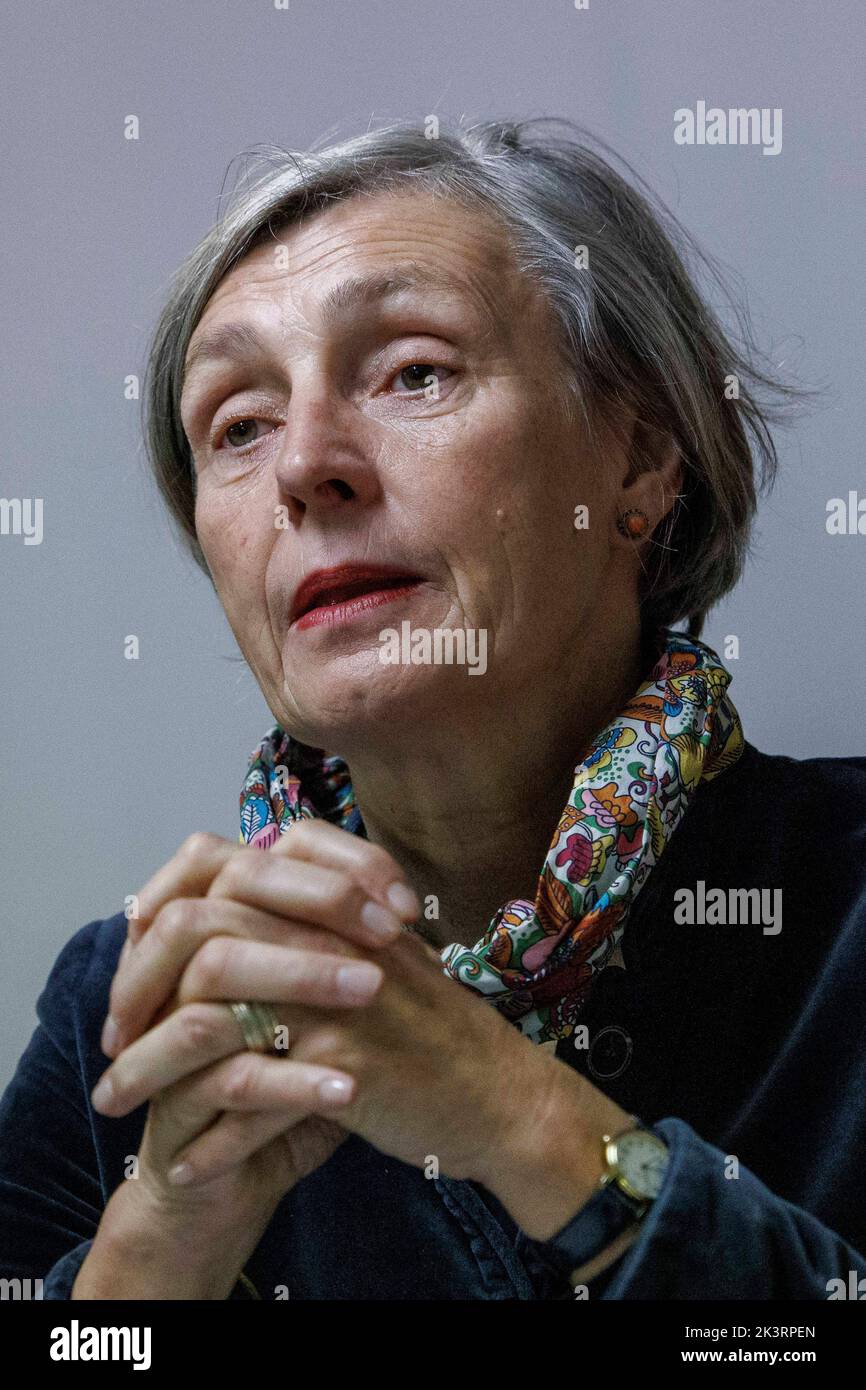 Berlin, Germany. 28th Sep, 2022. Ursula Schoen, Director of Diakonisches Werk Berlin- Brandenburg- schlesische Oberlausitz, at a press conference held by the League of Central Organizations of Voluntary Welfare Services to mark the launch of the cold aid program. Credit: Carsten Koall/dpa/Alamy Live News Stock Photo