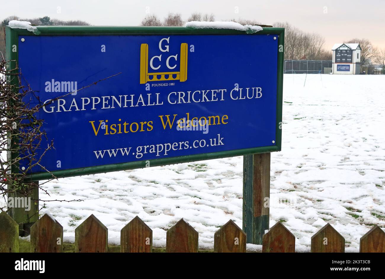 Grappers Grappenhall Cricket Club in winter snow, Broad Lane, Grappenhall, Warrington, Cheshire, England, UK,  WA4 3ER Stock Photo