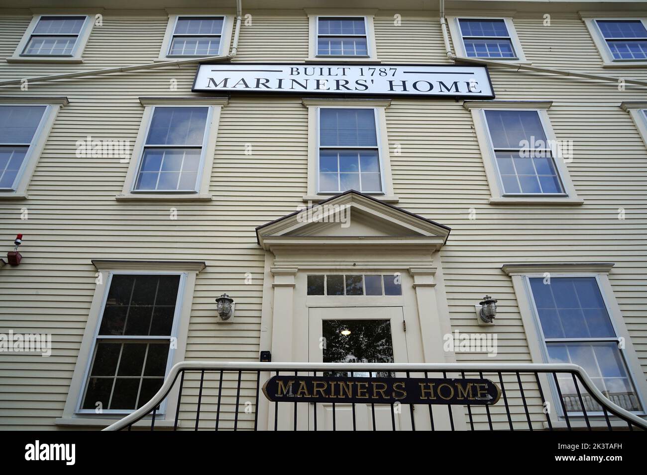new bedford whaling historical buildings district park Stock Photo Alamy