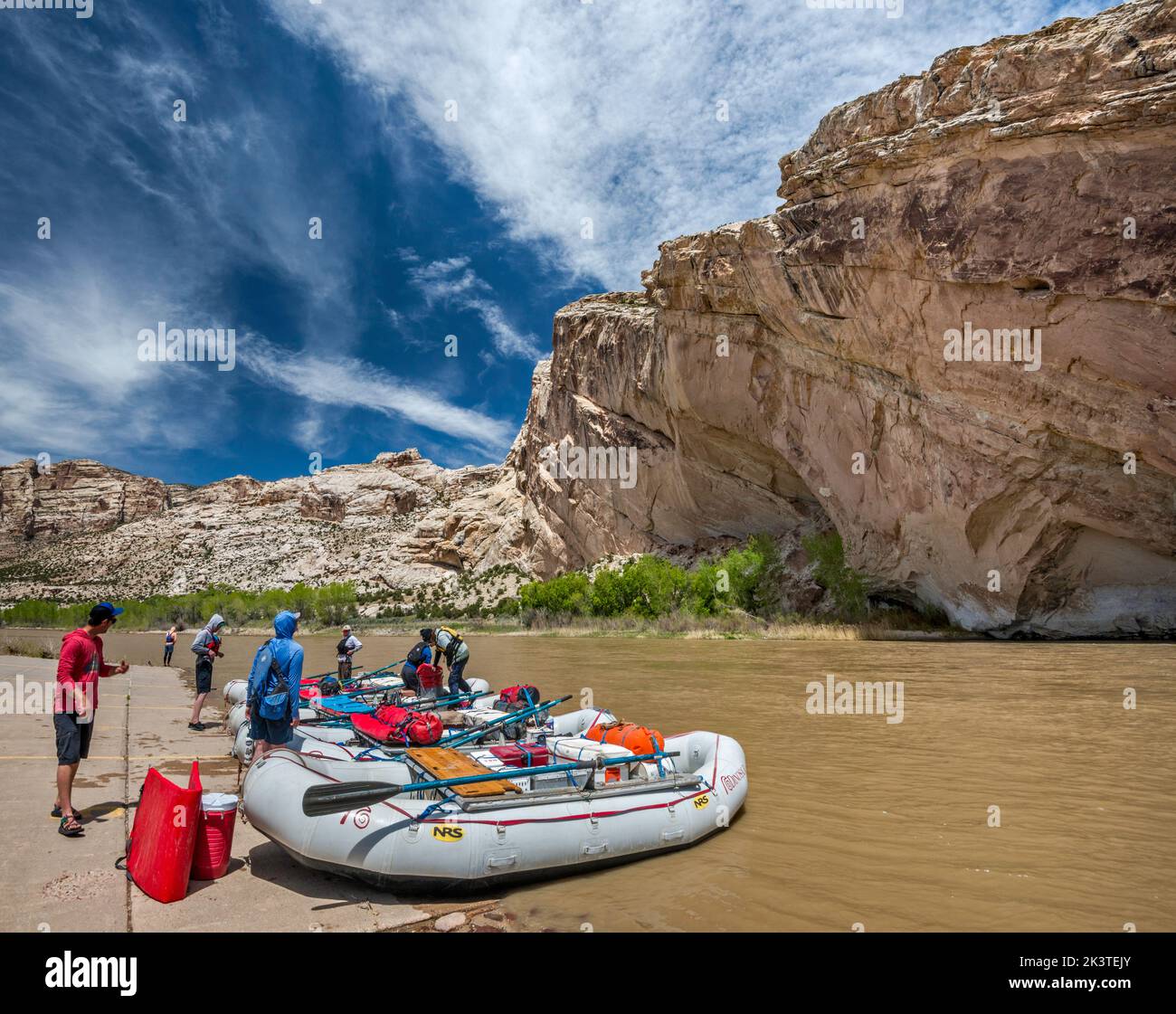 Rafts at Green River boat landing, Split Mountain anticline, er