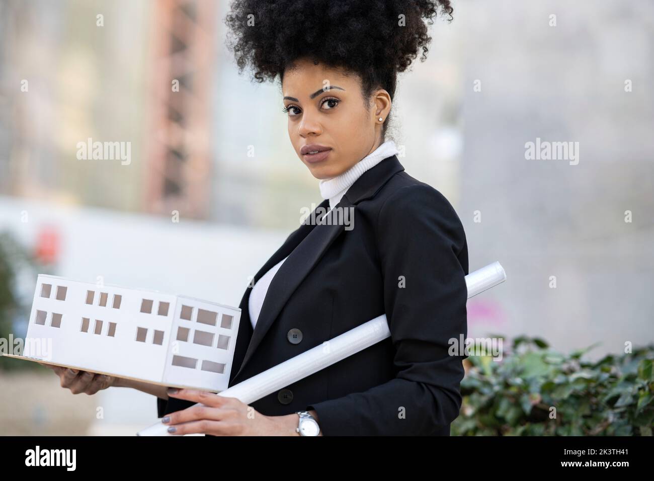 Afro american model sketch hi-res stock photography and images - Alamy