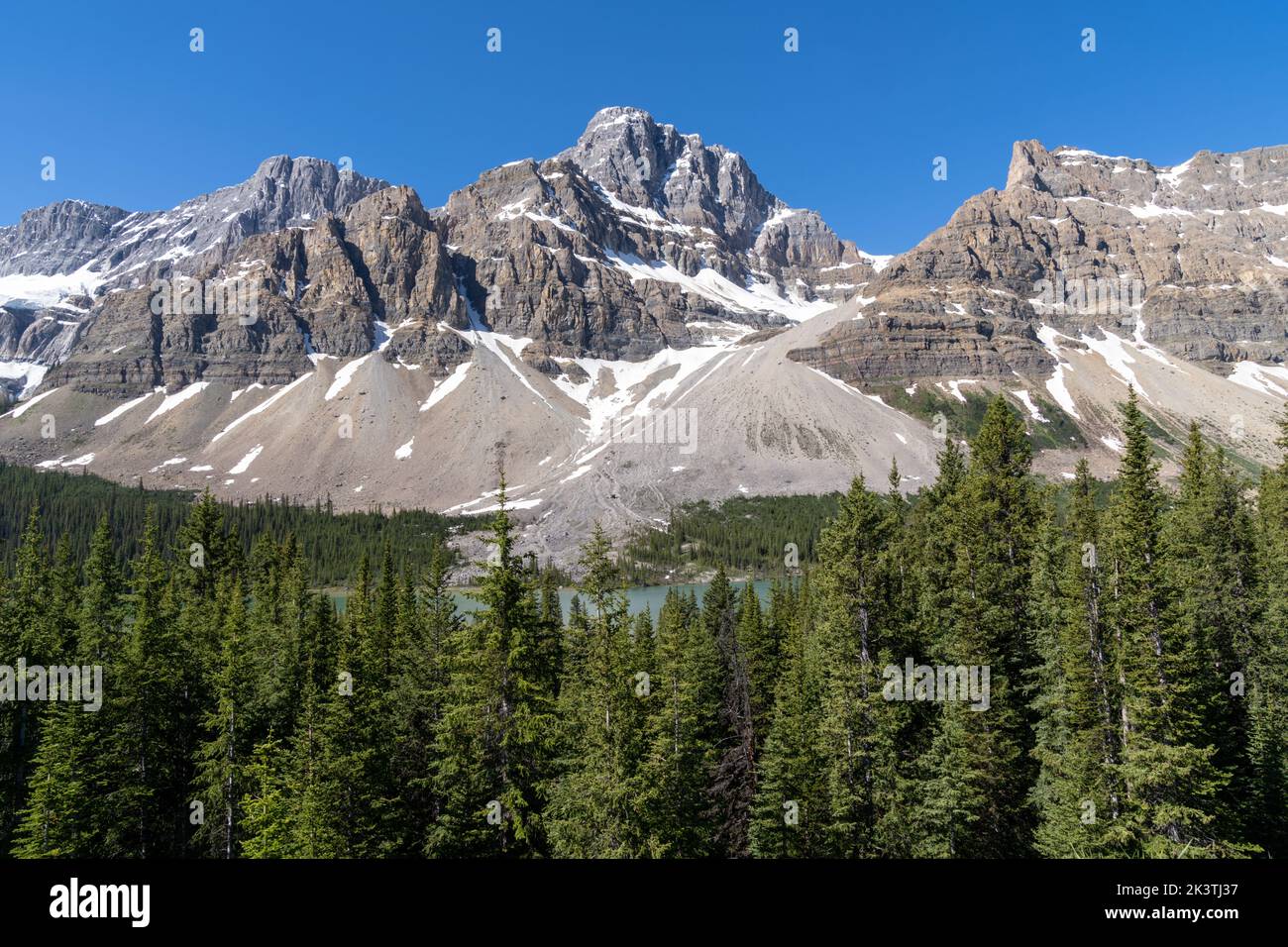 Mountain scenery near Bow Lake along the Icefields Parkway in Banff National Park Canada Stock Photo