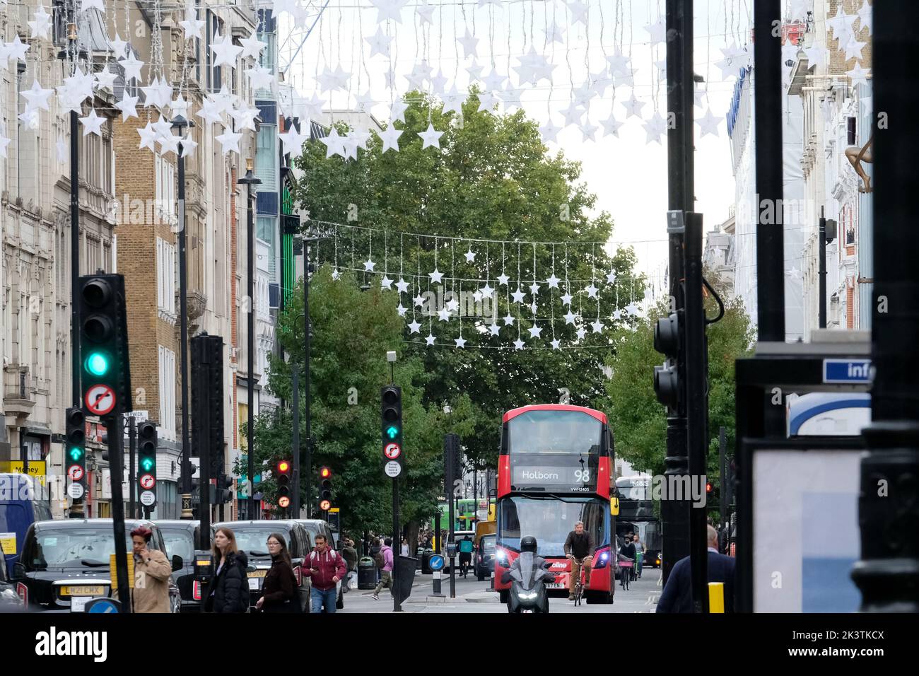 Oxford Street, London, UK. 28th Sept 2022. Christmas decorations are already being installed on Oxford Street, London. Credit: Matthew Chattle/Alamy Live News Stock Photo