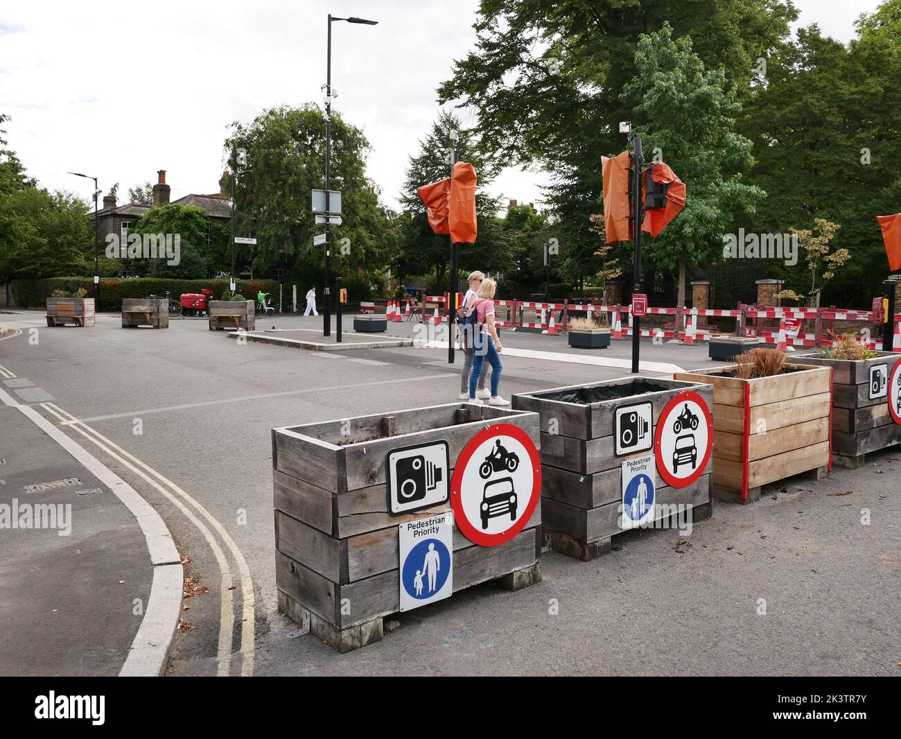 Dulwich streetspace project. Permeable road closures allowing pedestrians and cyclists to pass creating a low traffic neighbourhood. Stock Photo