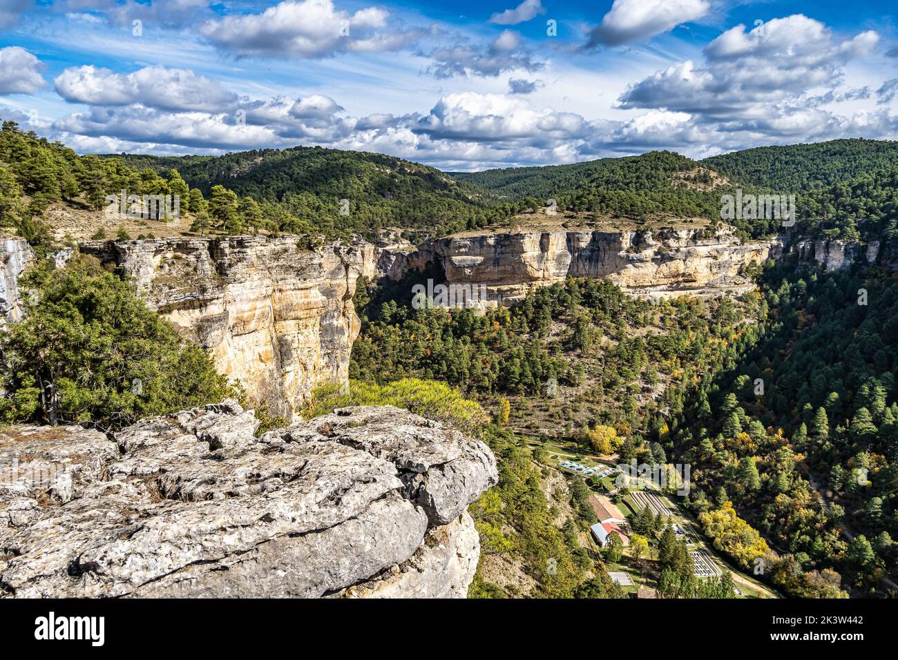 Panoramic view of the Serrania de Cuenca at Una in Spain. Hiking trails La Raya and El Escaleron in Una, Cuenca, Spain Stock Photo
