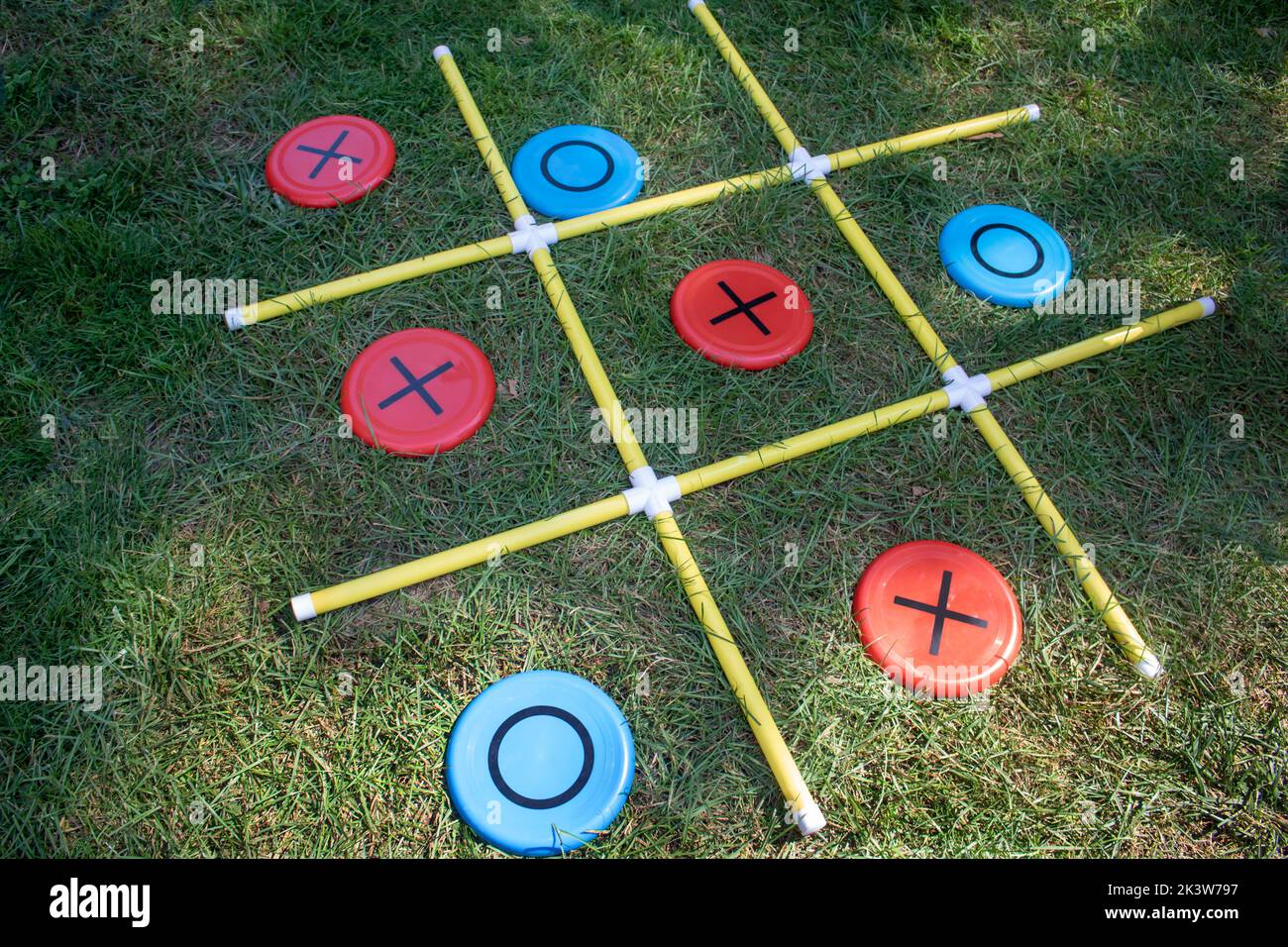 Frisbee Tic-Tac-Toe 