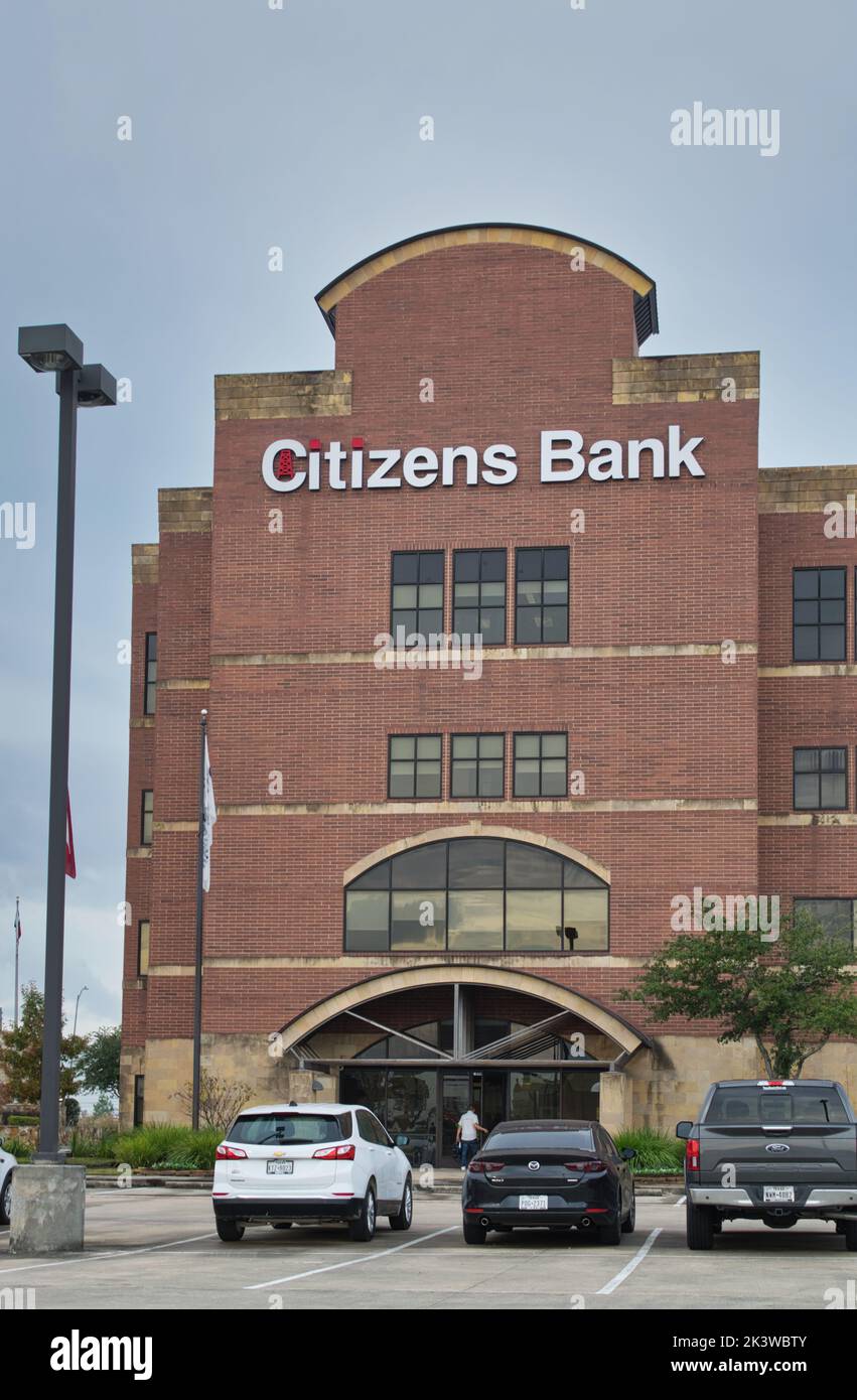 Houston, Texas USA 12-03-2021: Citizens Bank exterior facade and parking lot in Houston, TX. Texas financial institution founded in 1949. Stock Photo