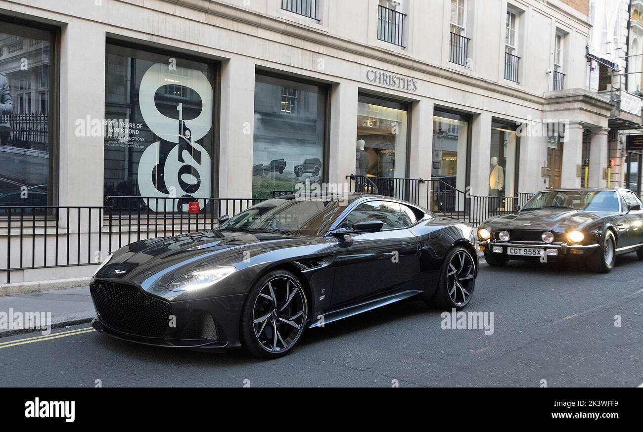 Aston Martin V8 Vantage Roadster 2012 - 5 agosto 2013 - Autogespot