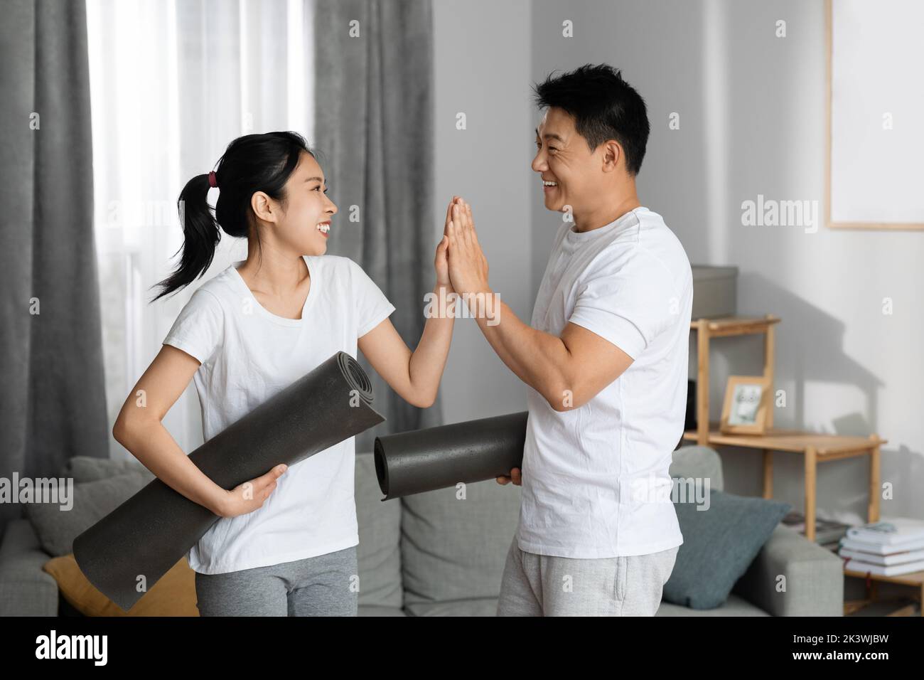 Positive asian man hi-res stock photography and images - Alamy