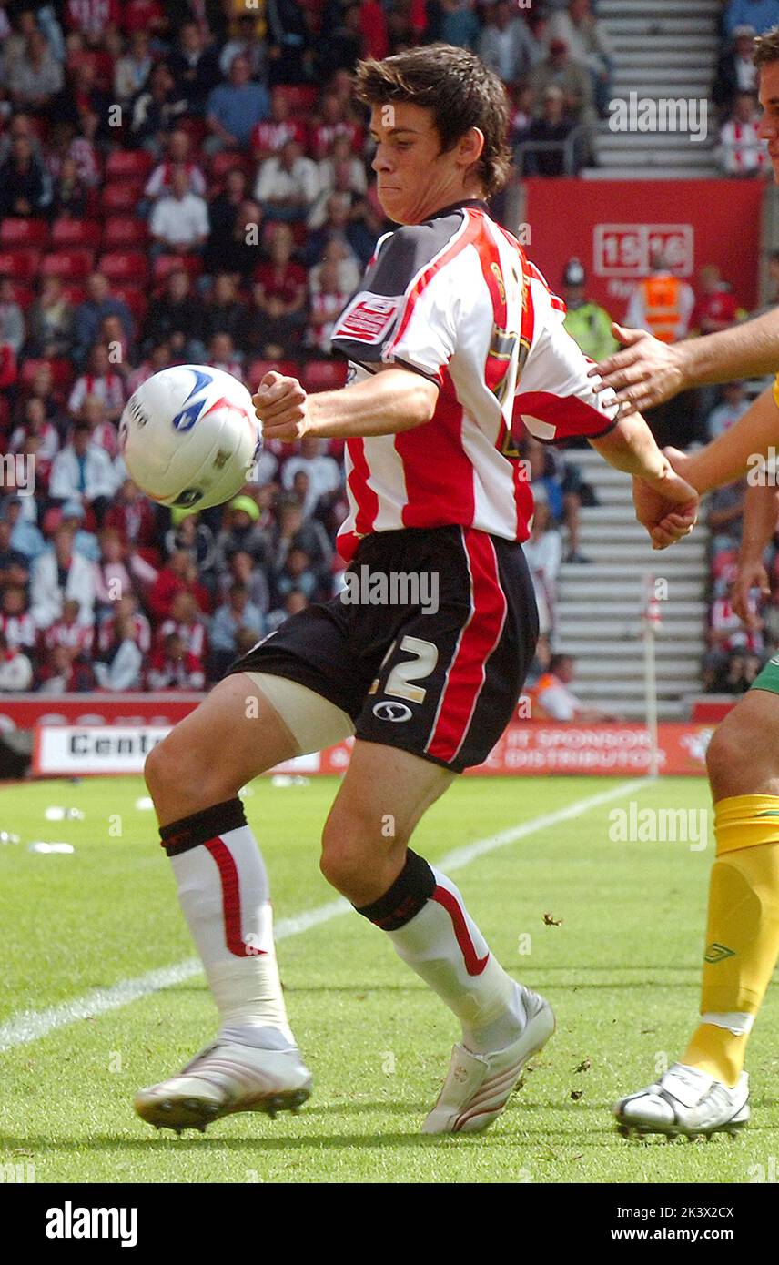 SOUTHAMPTON V WBA GARETH BALE PIC MIKE WALKER, 2006 Stock Photo - Alamy