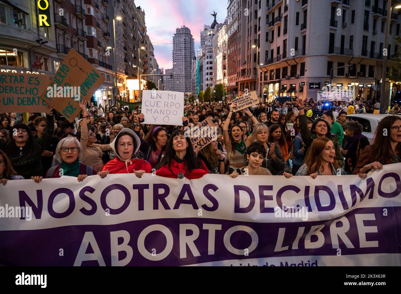 Madrid, Spain. 28th Sep, 2022. Madrid, Spain. 28th Sep, 2022. Women protesting during a demonstration for the International Safe Abortion Day. Every September 28, in many parts of the world, the feminist movement call for a Global Day of Action for Access to Legal and Safe Abortion. Credit: Marcos del Mazo/Alamy Live News Stock Photo