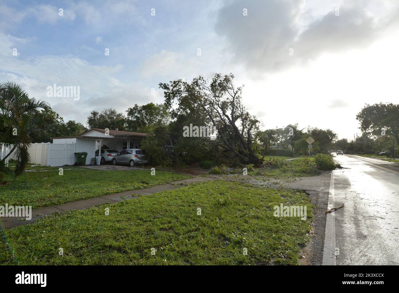 FORT LAUDERDALE, FL - SEPTEMBER 22, 2022: Hurricane Ian makes landfall in Florida as dangerous Category 4 hurricane. Historic File photos of Hurricanes in South Florida People: Hurricane Destruction Credit: Storms Media Group/Alamy Live News Stock Photo