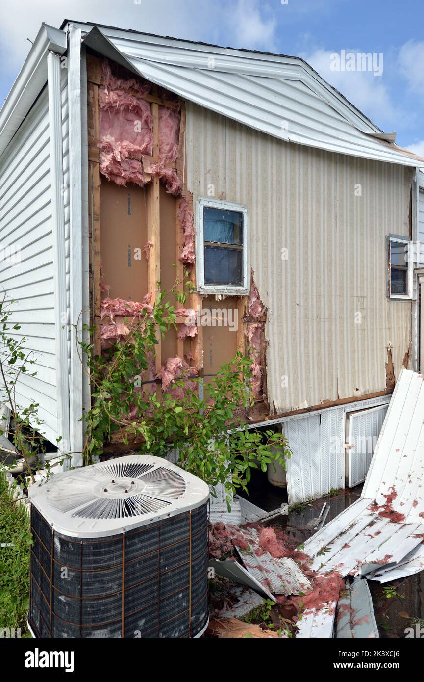 FORT LAUDERDALE, FL SEPTEMBER 22, 2022 Hurricane Ian makes landfall in Florida as dangerous