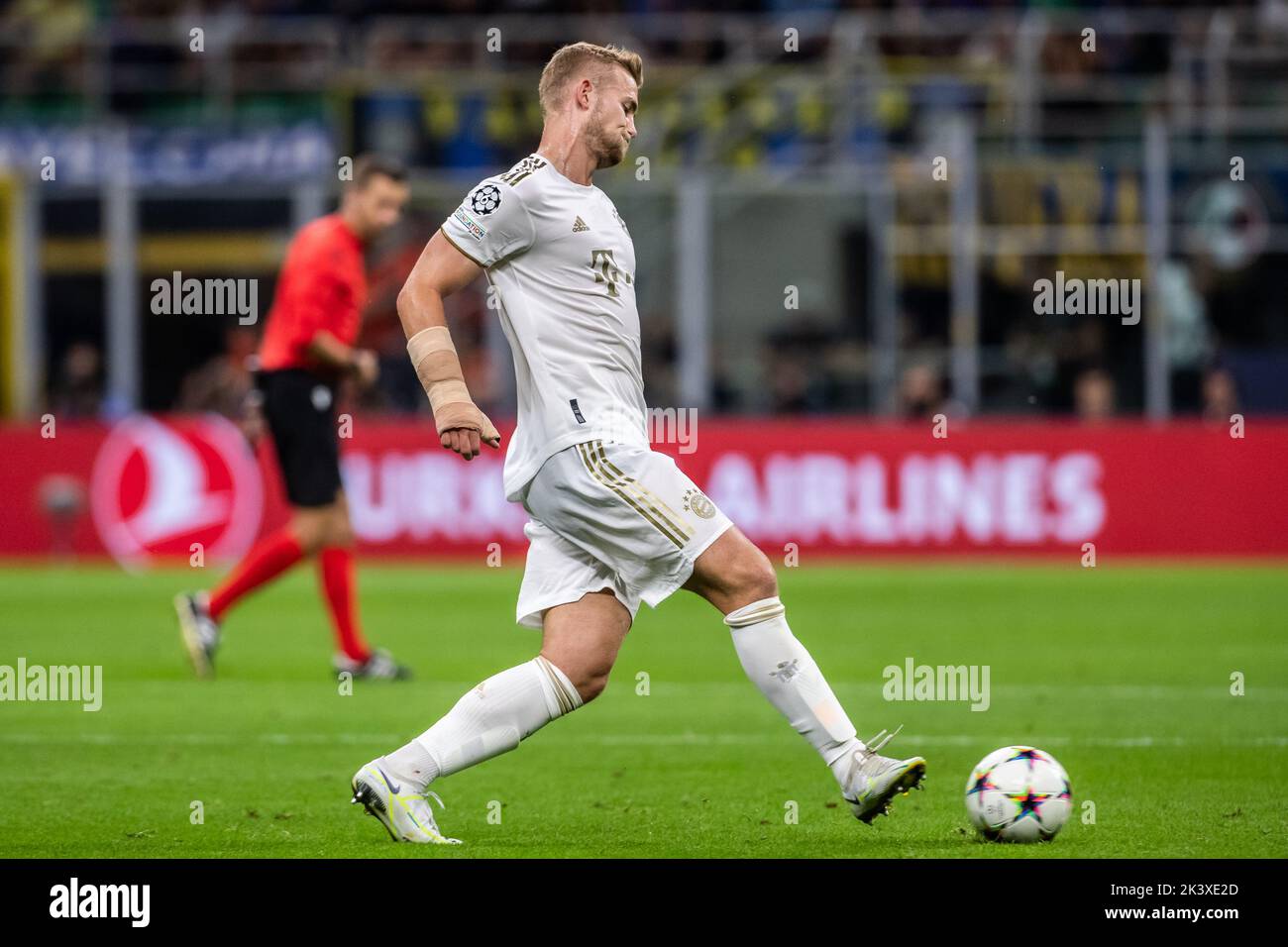 Milan, Italy. 07th Sep, 2022. UEFA Champions League 2022-23. Inter VS Bayern Muenchen 0-2. Matthijs de Ligt, Bayern Muenchen, during warmup. - picture is for press use; photo by ATP Cristiano BARNI (BARNI Cristiano/ATP/SPP) Credit: SPP Sport Press Photo. /Alamy Live News Stock Photo