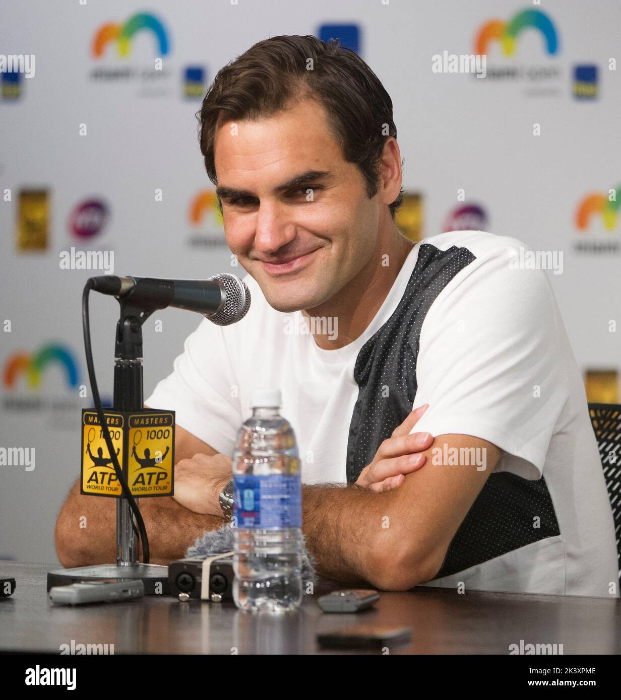 KEY BISCAYNE, FL - MARCH 24: Roger Federer of Switzerland fields questions from the media during the Miami Open presented by Itau at Crandon Park Tennis Center on March 24, 2016 in Key Biscayne, Florida. People: Roger Federer Credit: Storms Media Group/Alamy Live News Stock Photo