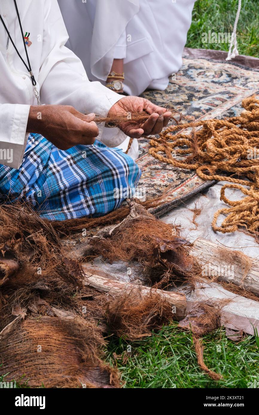 Uae traditional rope making hi-res stock photography and images