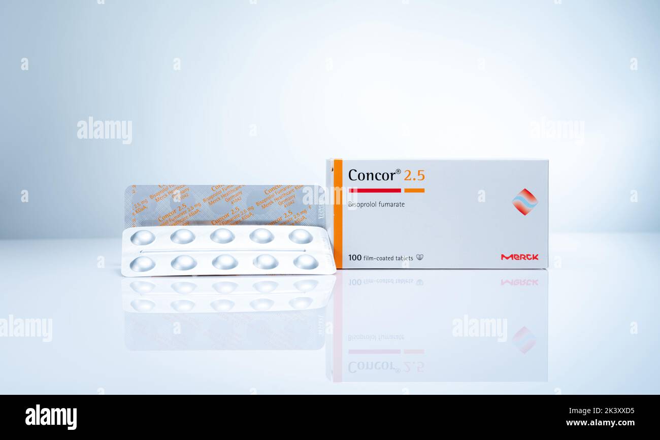 CHONBURI, THAILAND-AUGUST 21, 2022 : Concor 2.5 product of Merck in paper box packaging on white background. Bisoprolol film-coated tablets. Medicine Stock Photo