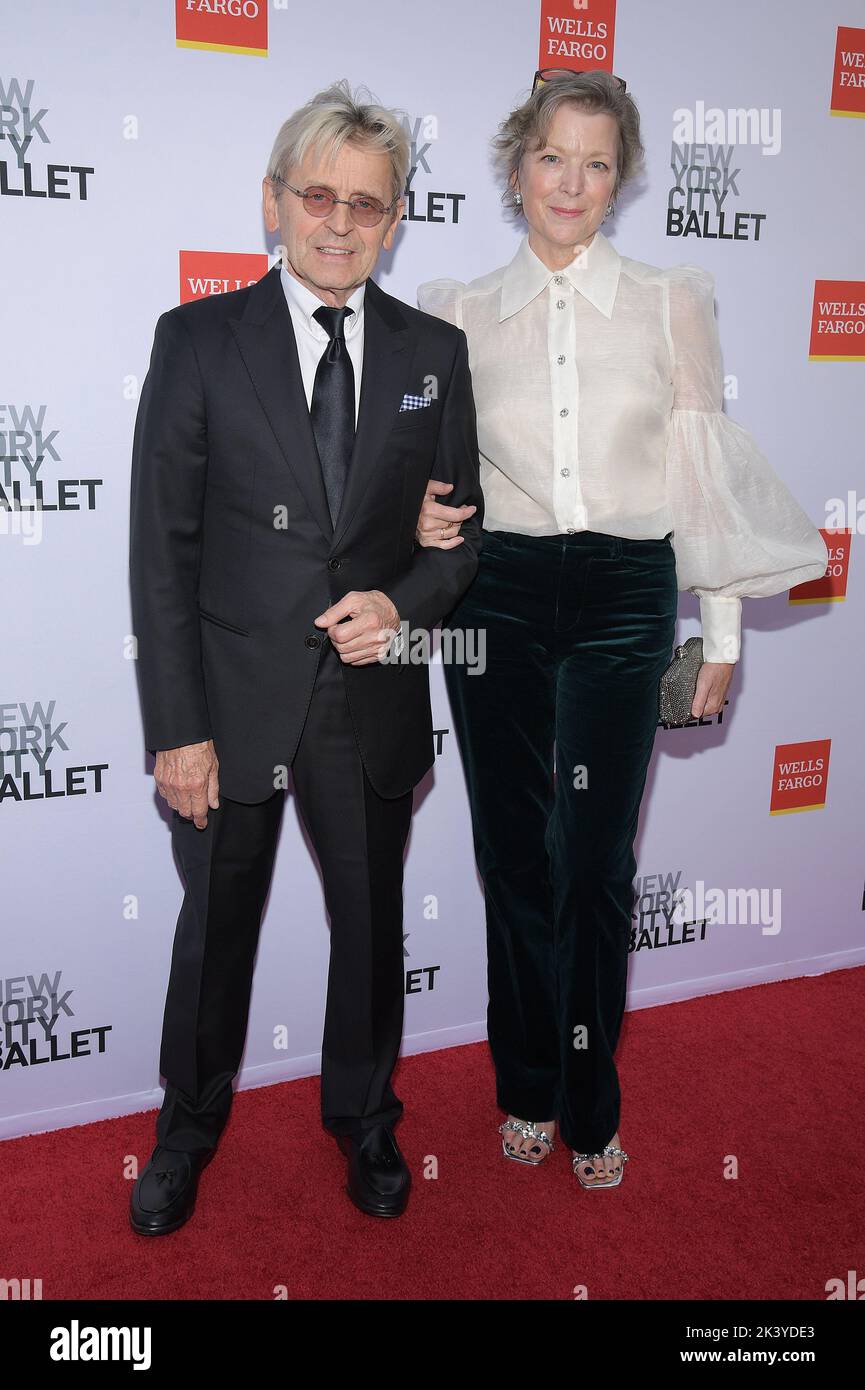 New York, USA. 28th Sep, 2022. (LR) Mikhail Baryshnikov and Lisa