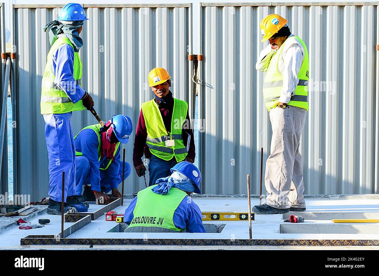 worker man outdoor in construction industry UAE Stock Photo Alamy