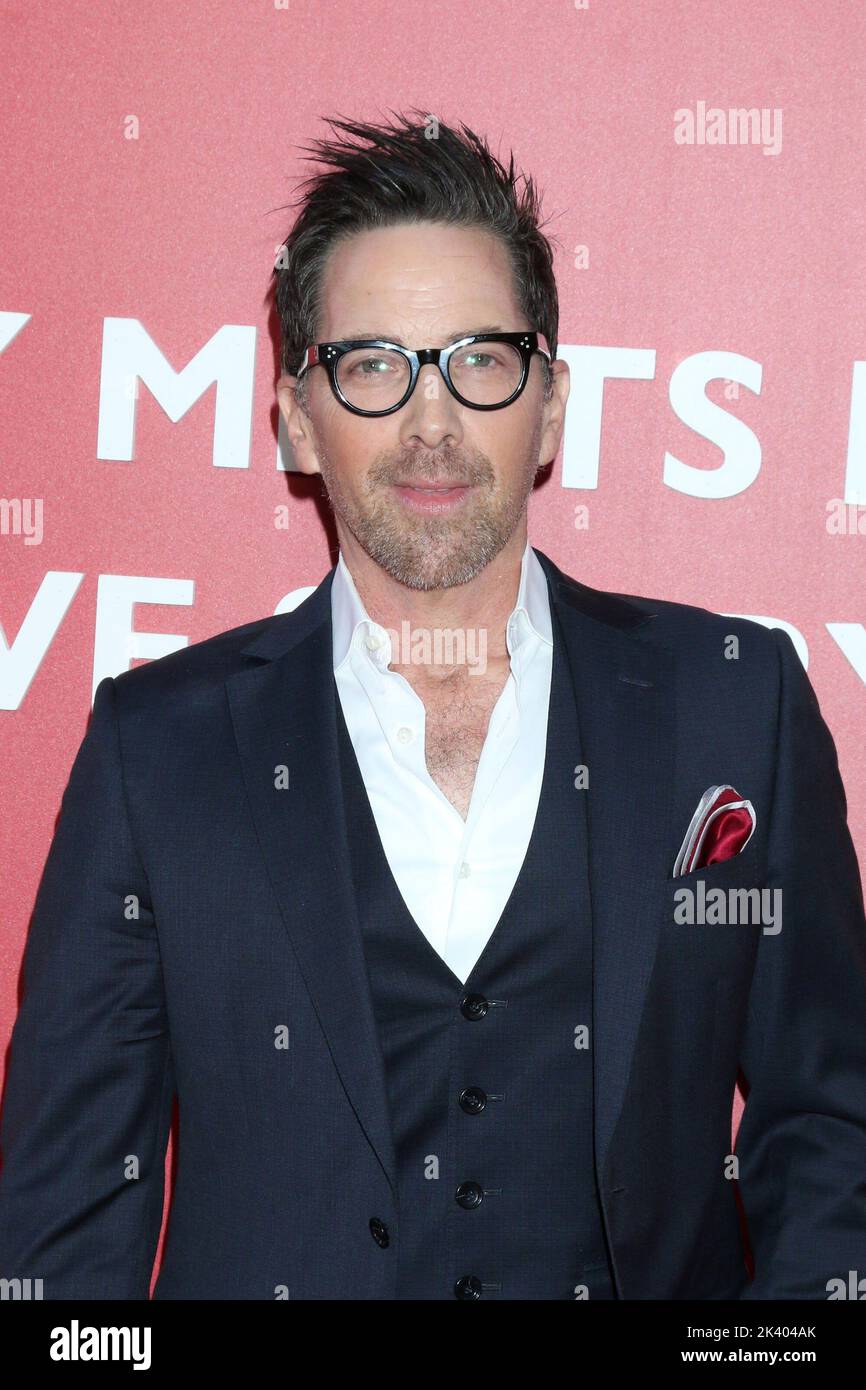 Los Angeles, CA. 28th Sep, 2022. Dan Bucatinsky at arrivals for BROS ...
