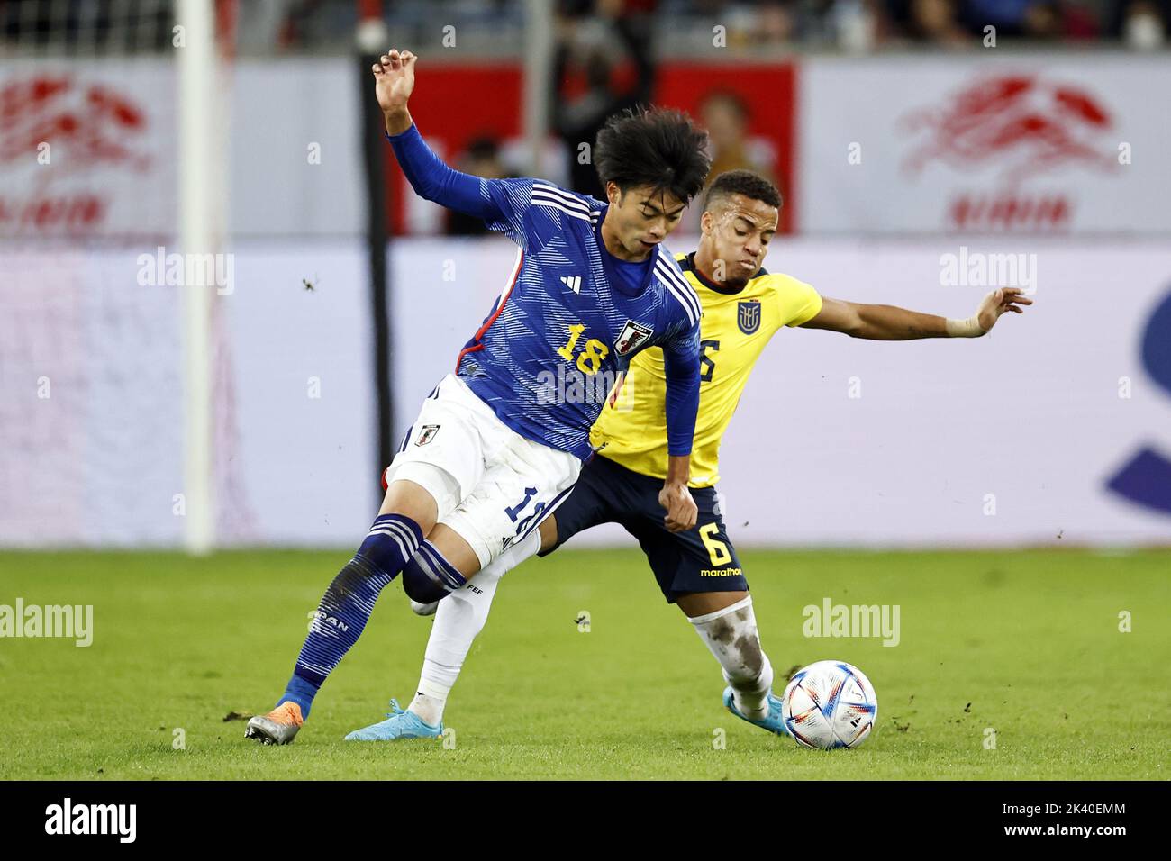 DUSSELDORF - (LR) Kaoru Mitoma of Japan, Byron Castillo of Ecuador ...