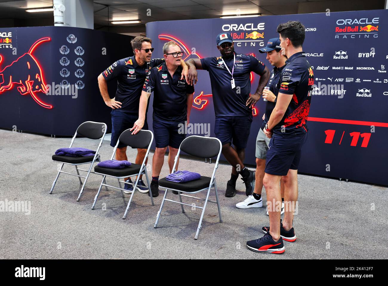 General Micah Racing Singapore, Singapore. 29th Sep, 2022. (L to R): Jamie Redknapp (GBR ...