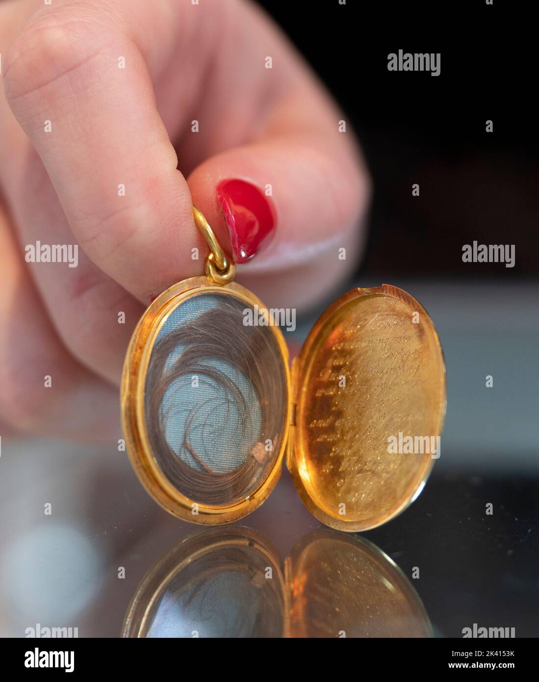 Jewellery with hair inside sale