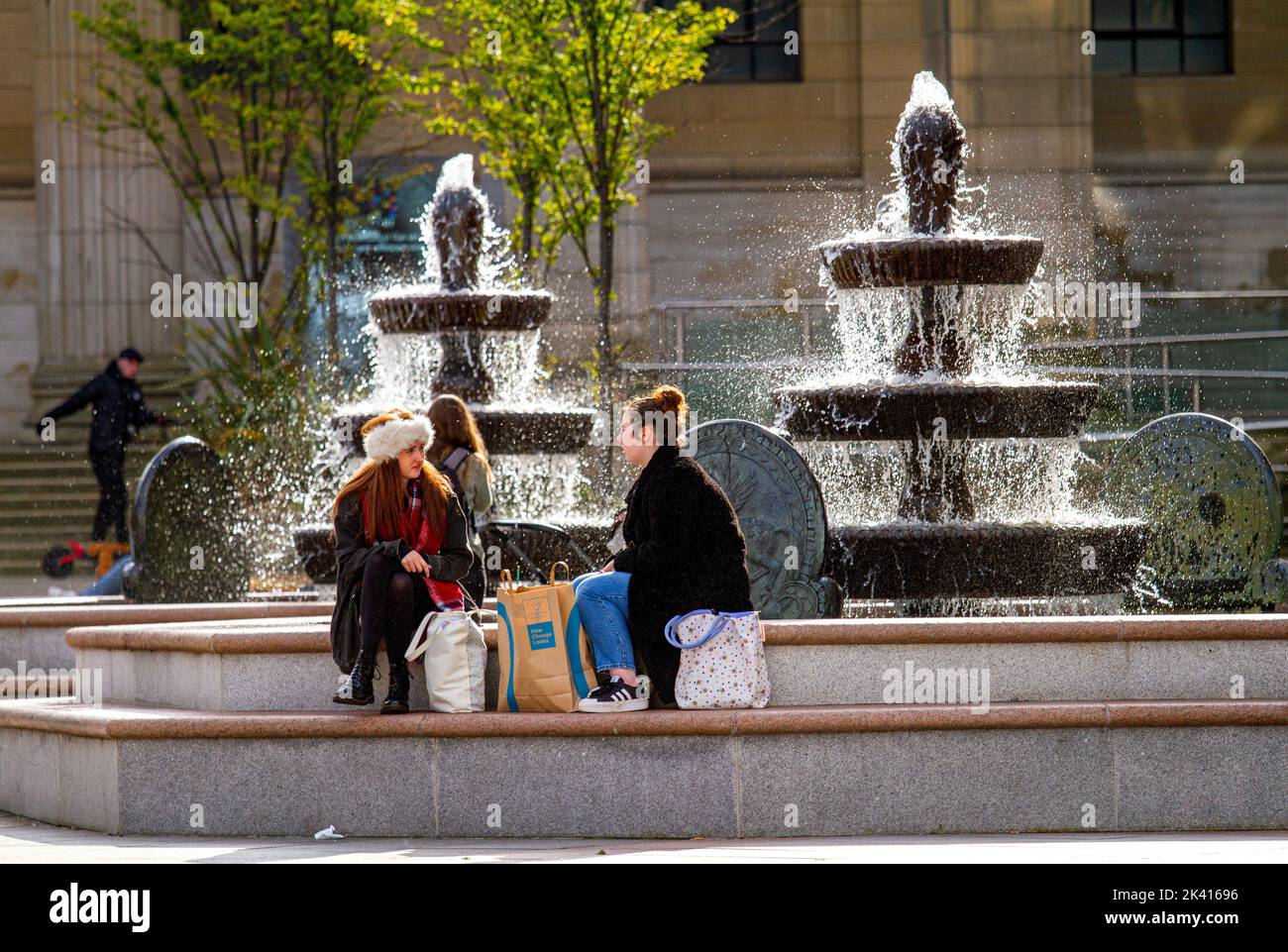 Dundee, Tayside, Scotland, UK. 29th Sep, 2022. UK Weather: Temperatures in some parts of Northeast Scotland reached 18°C on this bright and warm Autumn Day. Local fashionable women are out and about shopping in Dundee city centre while also enjoying the warm late September weather, somewhat cautiously spending their money due to the extremely high cost of living. Credit: Dundee Photographics/Alamy Live News Stock Photo