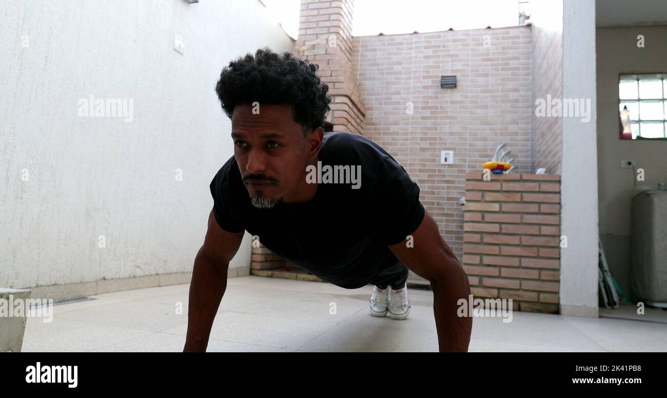 Chest to floor push up hi-res stock photography and images - Alamy