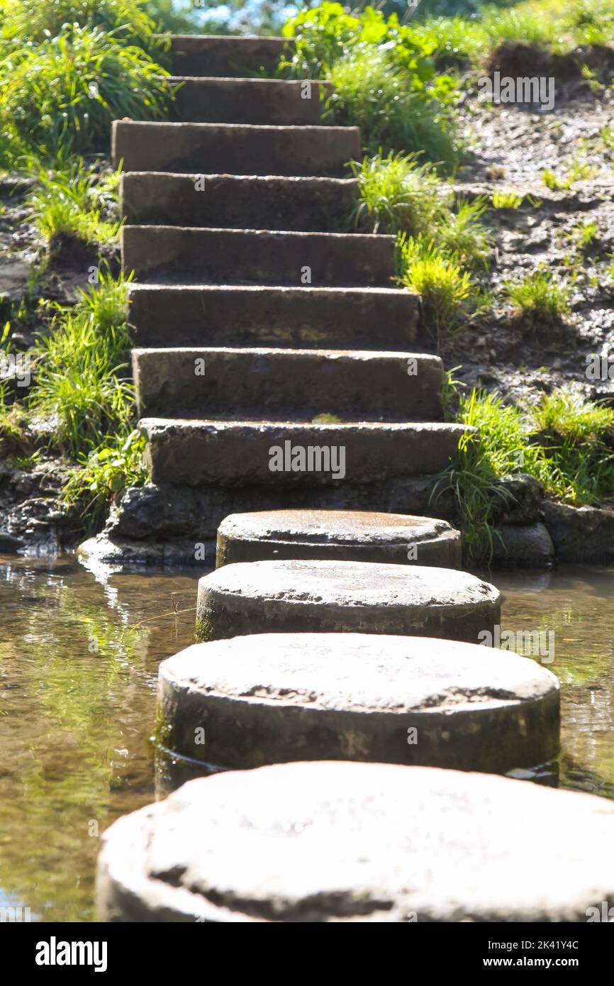 Hogsmill Ewell Steppingstones at Hogsmill River, Epsom, Surrey, England, UK, September 2022 Stock Photo