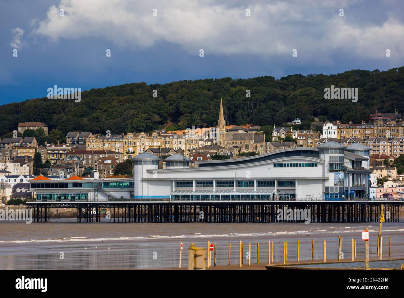 Sunny morning down on Weston beach and grand pier Stock Photo