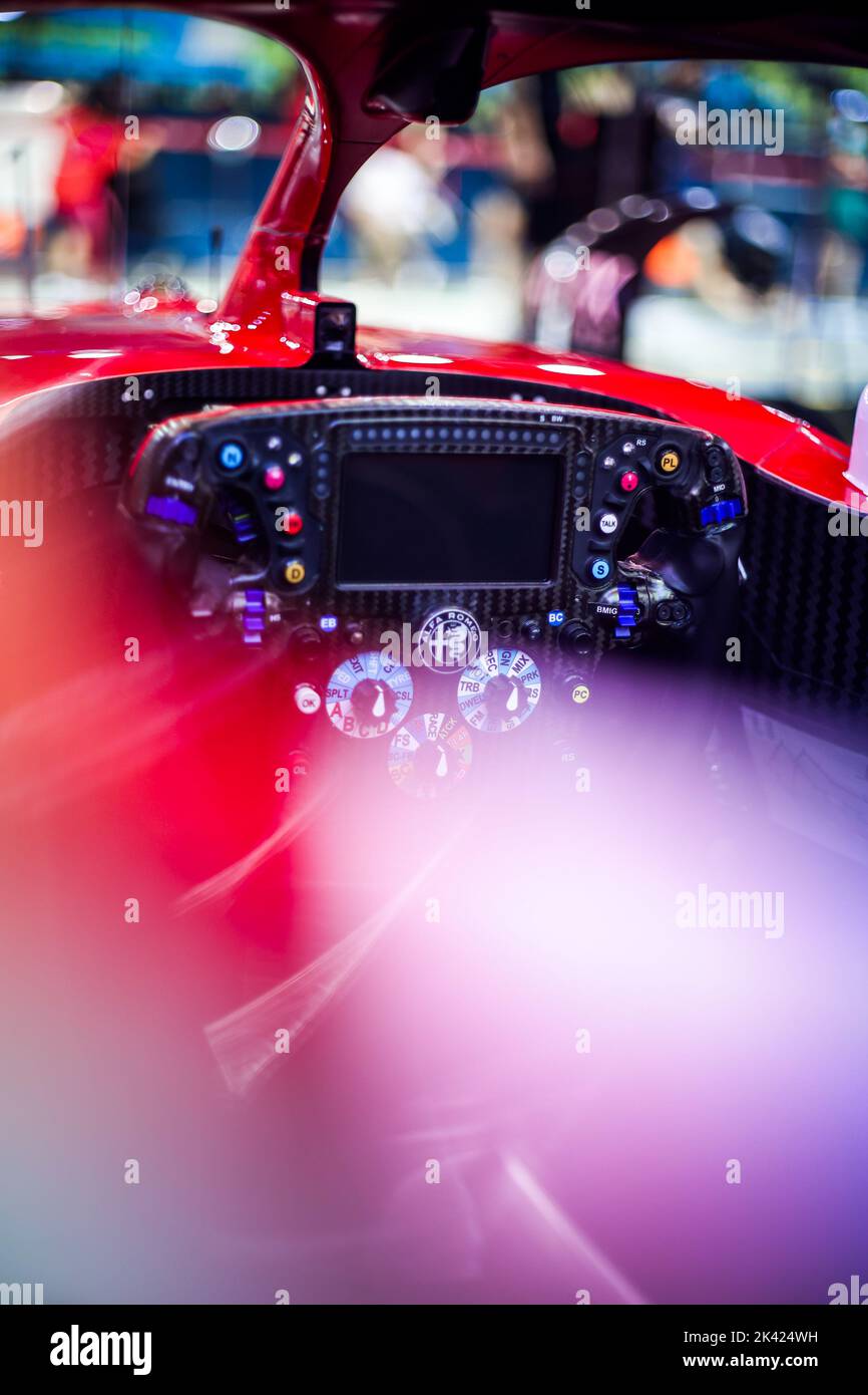 steering wheel, volant, Alfa Romeo F1 Team ORLEN, ambiance during the