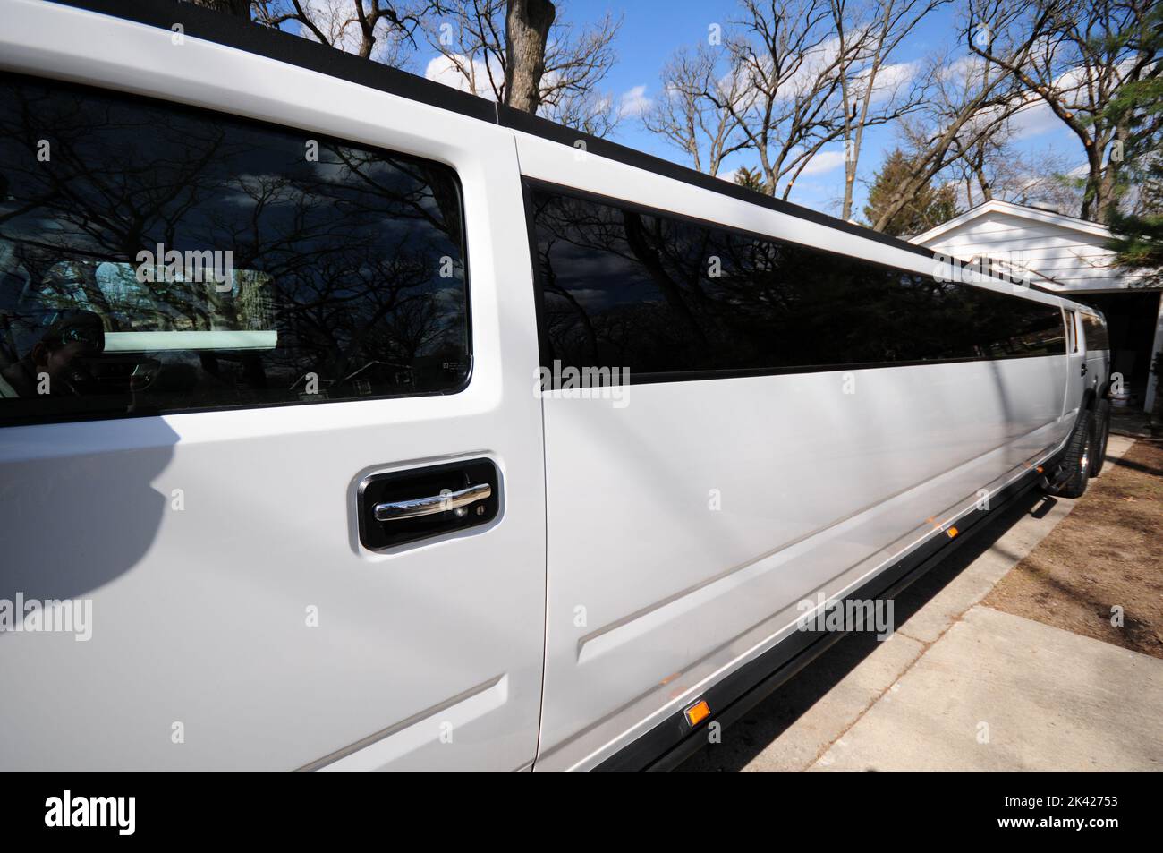 New hummer h2 hi-res stock photography and images - Alamy
