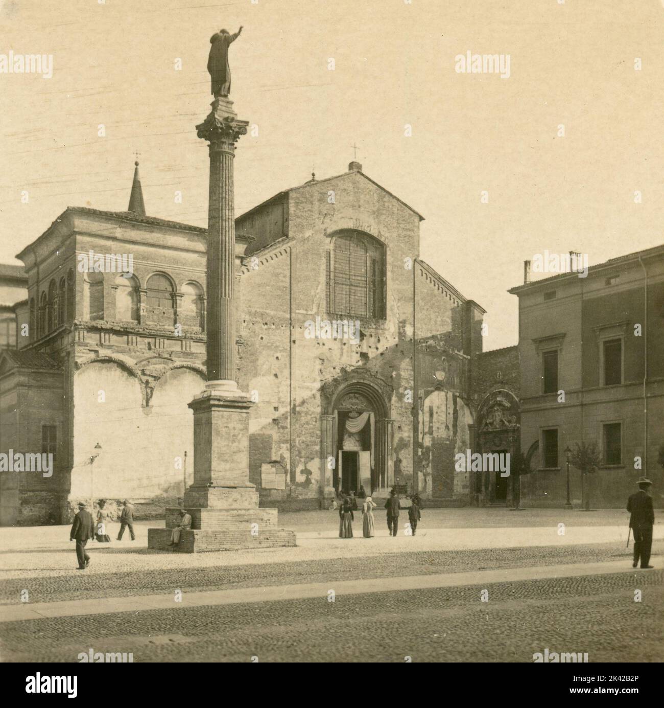 View of the Basilica of San Domenico, Bologna, Italy 1902 Stock Photo