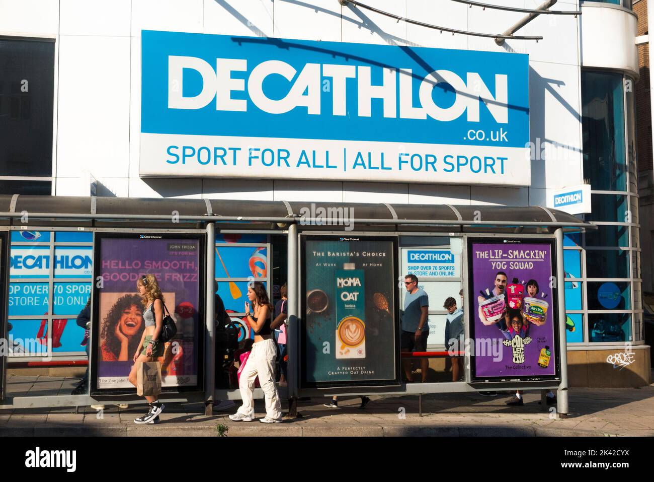 Shop exterior / outside of the Decathlon sports / sporting equipment shop /  retailer / store in Brighton, East Sussex. UK, on a sunny day with sun.  (131 Stock Photo - Alamy