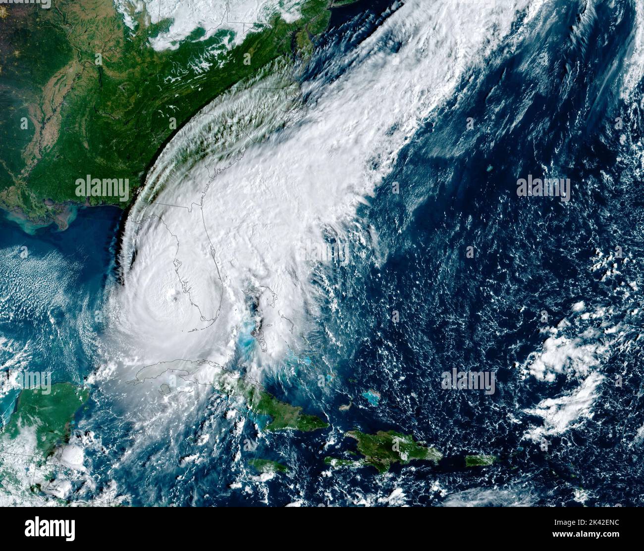 Florida, USA. 28th Sep, 2022. The simulated natural-color image above was acquired at 9:10 a.m. local time (13:10 Universal Time) on September 28, 2022, by the Advanced Baseline Imager (ABI) on the Geostationary Operational Environmental Satellite 16 (GOES-16). The satellite is operated by the National Oceanic and Atmospheric Administration (NOAA); NASA helps develop and launch the GOES series of satellites. Credit: NASA Earth/ZUMA Press Wire Service/ZUMAPRESS.com/Alamy Live News Stock Photo