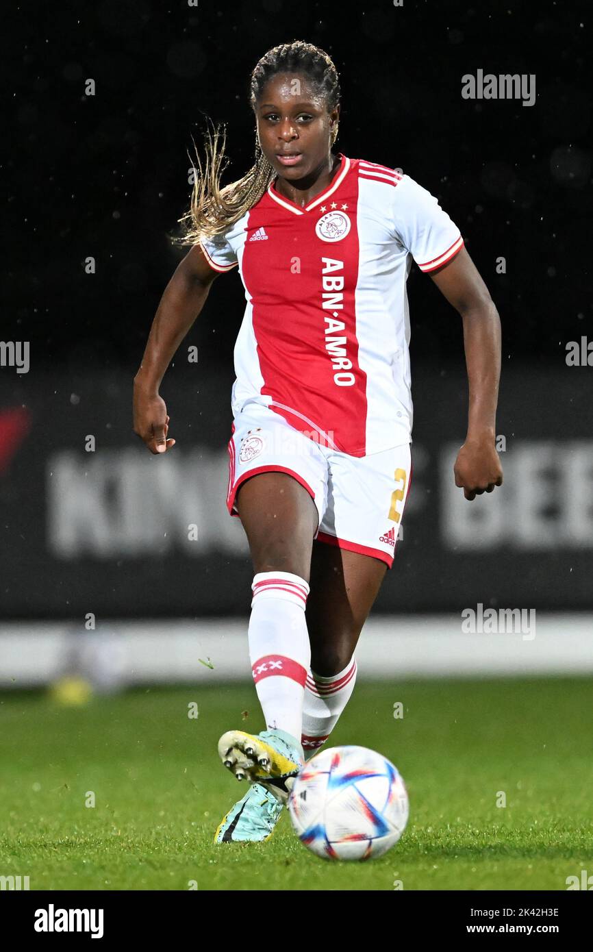 AMSTERDAM - Liza van der Most of Ajax women during the UEFA Champions League match for women between Ajax Amsterdam and Arsenal FC at De Toekomst sports complex on September 28, 2022 in Amsterdam, Netherlands. ANP GERRIT VAN COLOGNE Stock Photo